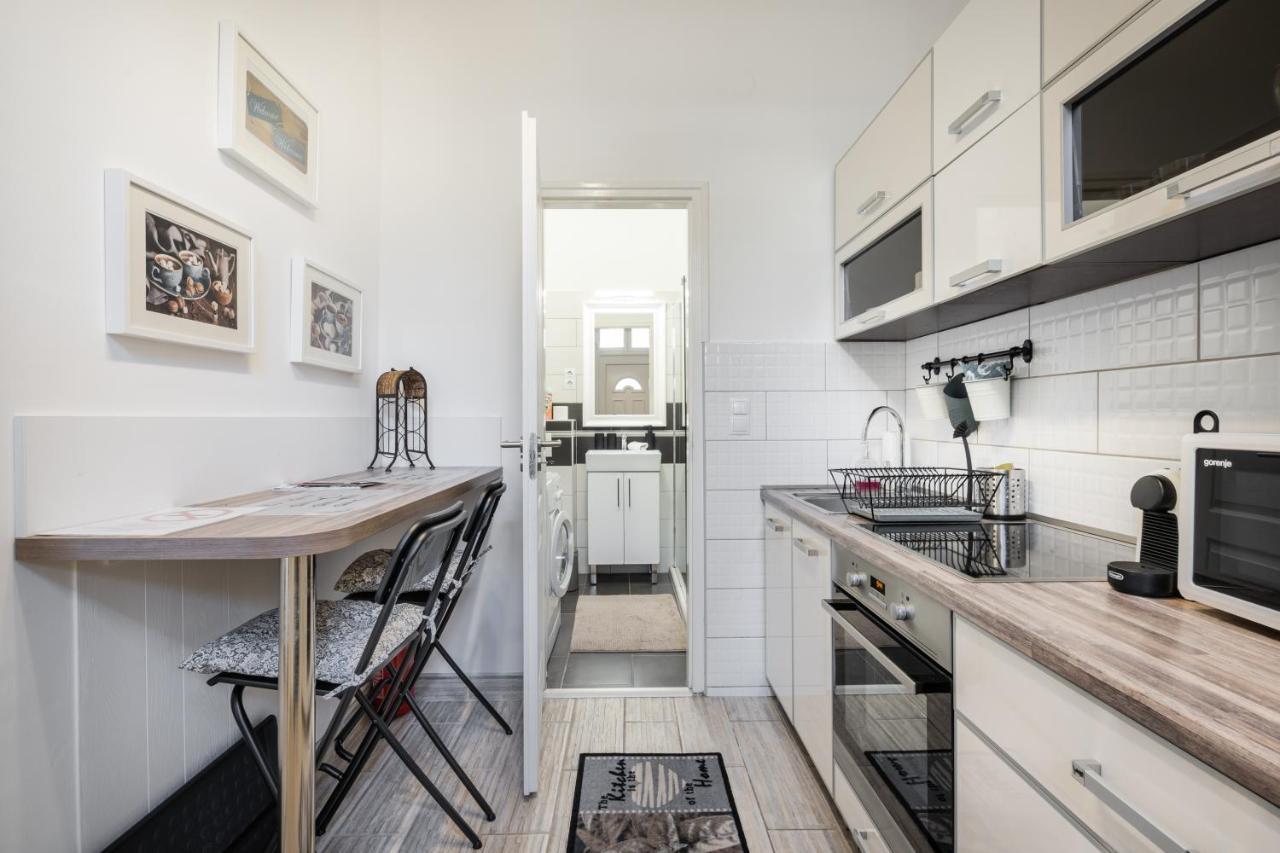 Stella Apartment Budapest Bagian luar foto