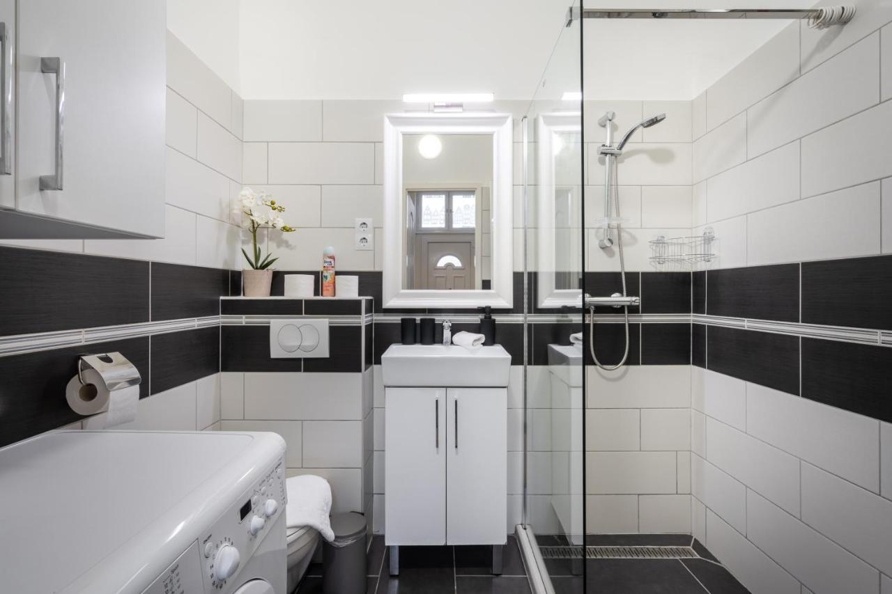 Stella Apartment Budapest Bagian luar foto